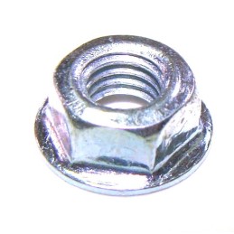 0300260801 - Ecrou à Embase...